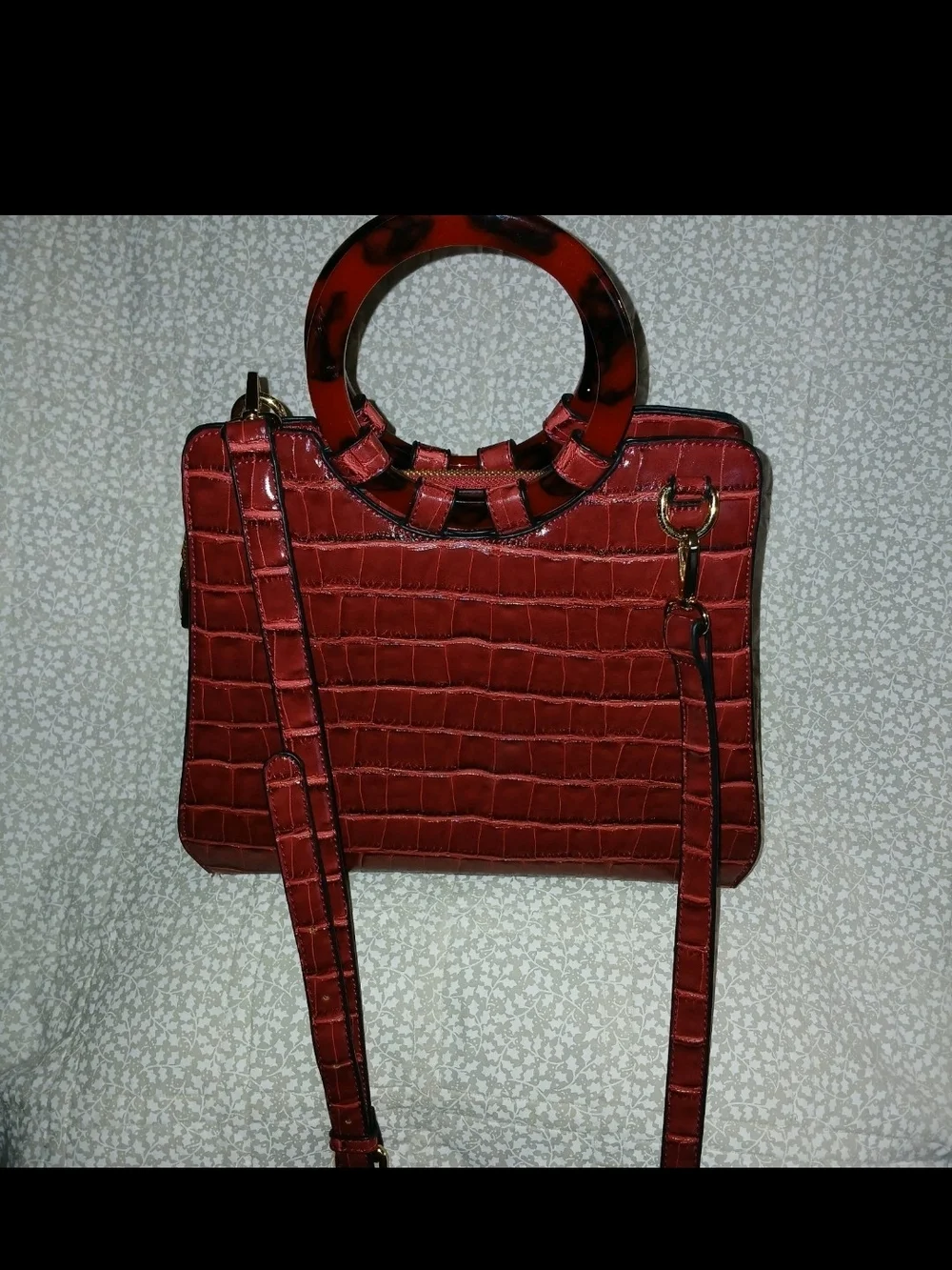 Imoshion Red Croc-Embossed Vegan Leather Tortoise Shell Circle-Handle Satchel